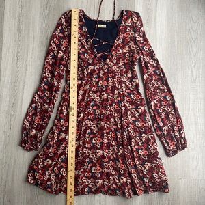 🎶Hollister Floral Dress
